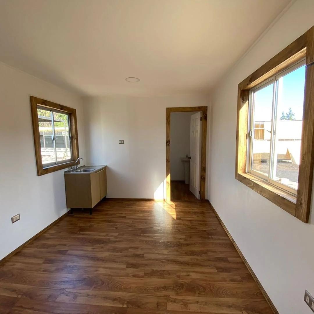 Cabaña modular prefabricada tipo contenedor “Manio” 18m² – módulo habitable multifuncional para uso temporal