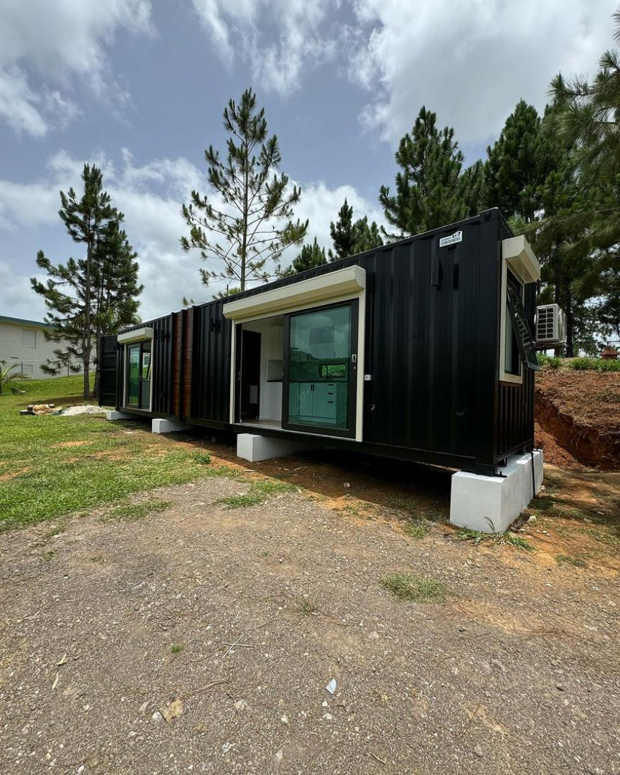 Casa contenedor de 40 pies modelo Playero – módulo prefabricado habitable con diseño abierto y grandes ventanales