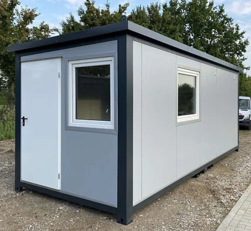Contenedor oficina 6,00 x 2,40 con WC, ducha y cocina – módulo prefabricado habitable para obra y uso profesional