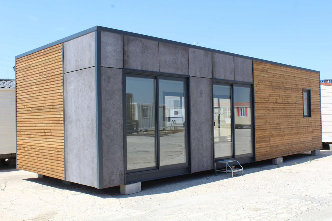 Módulo prefabricado KVIP diáfano 10,5x4 m – acabado en madera y viroc para oficina o espacio premium