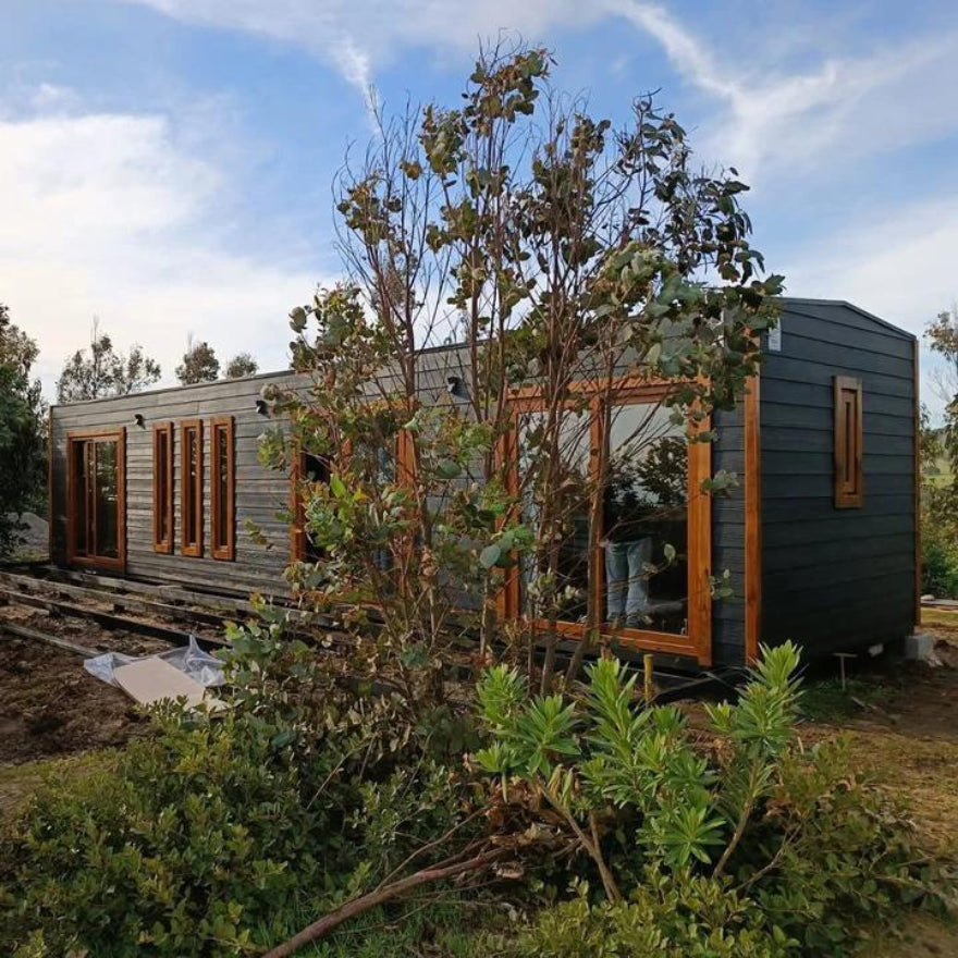 Módulo prefabricado tipo Casa Carus 36 m² – vivienda modular completa con 2 dormitorios, 2 baños y zona común