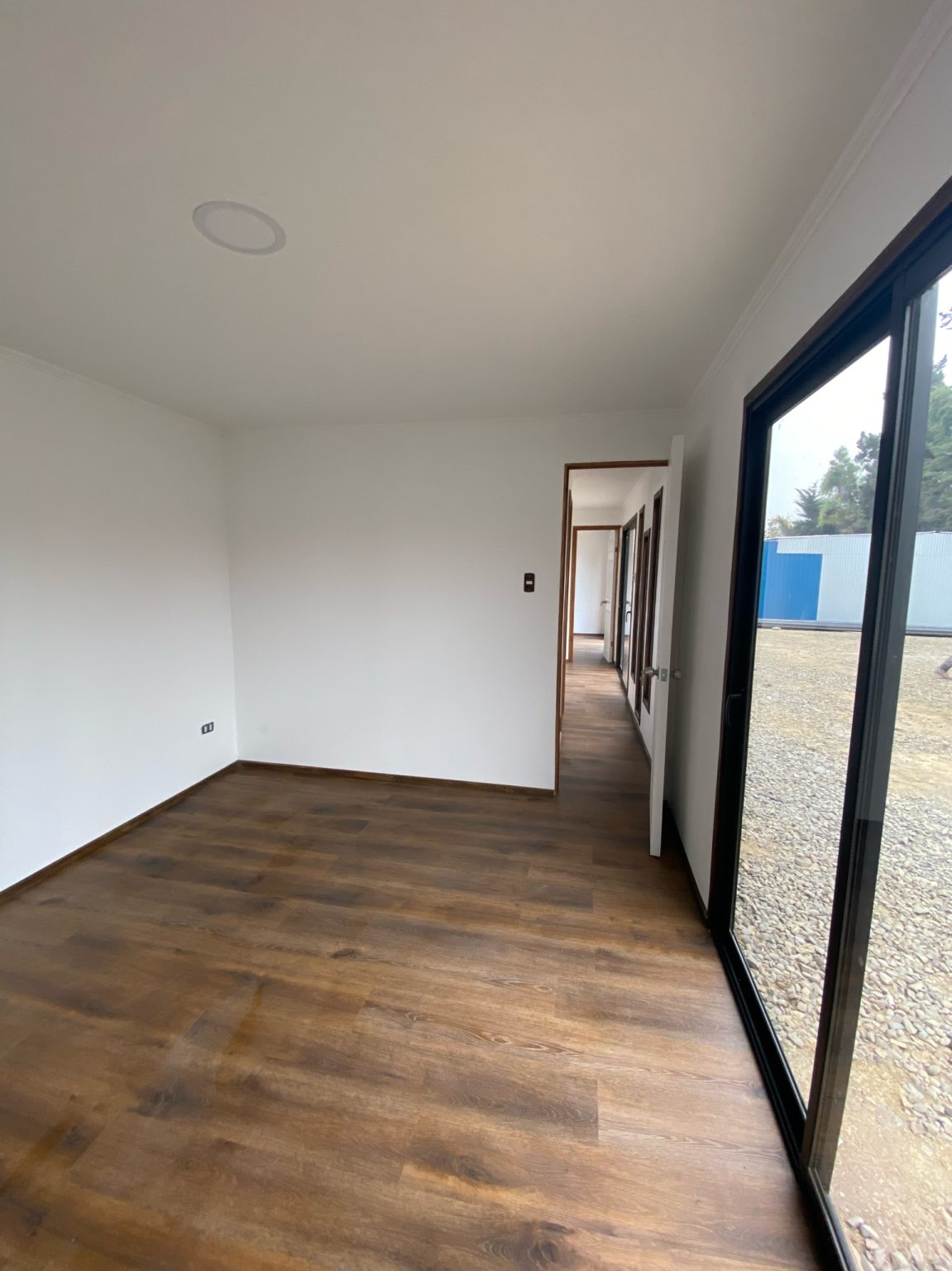 Casa Pichilemu 12×3,0mt con 2 Habitaciones